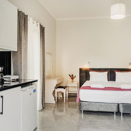 Kates Apartments กาวอส ภายนอก รูปภาพ