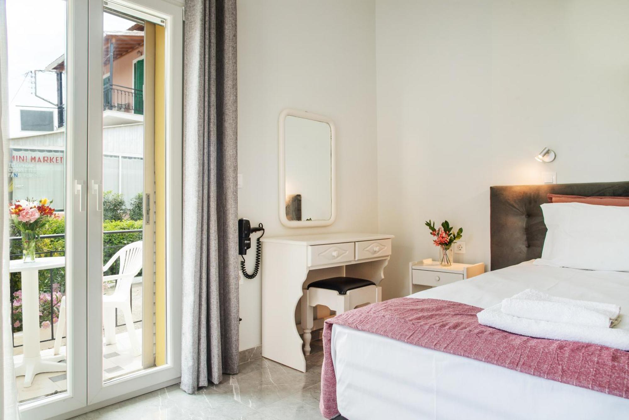 Kates Apartments กาวอส ภายนอก รูปภาพ
