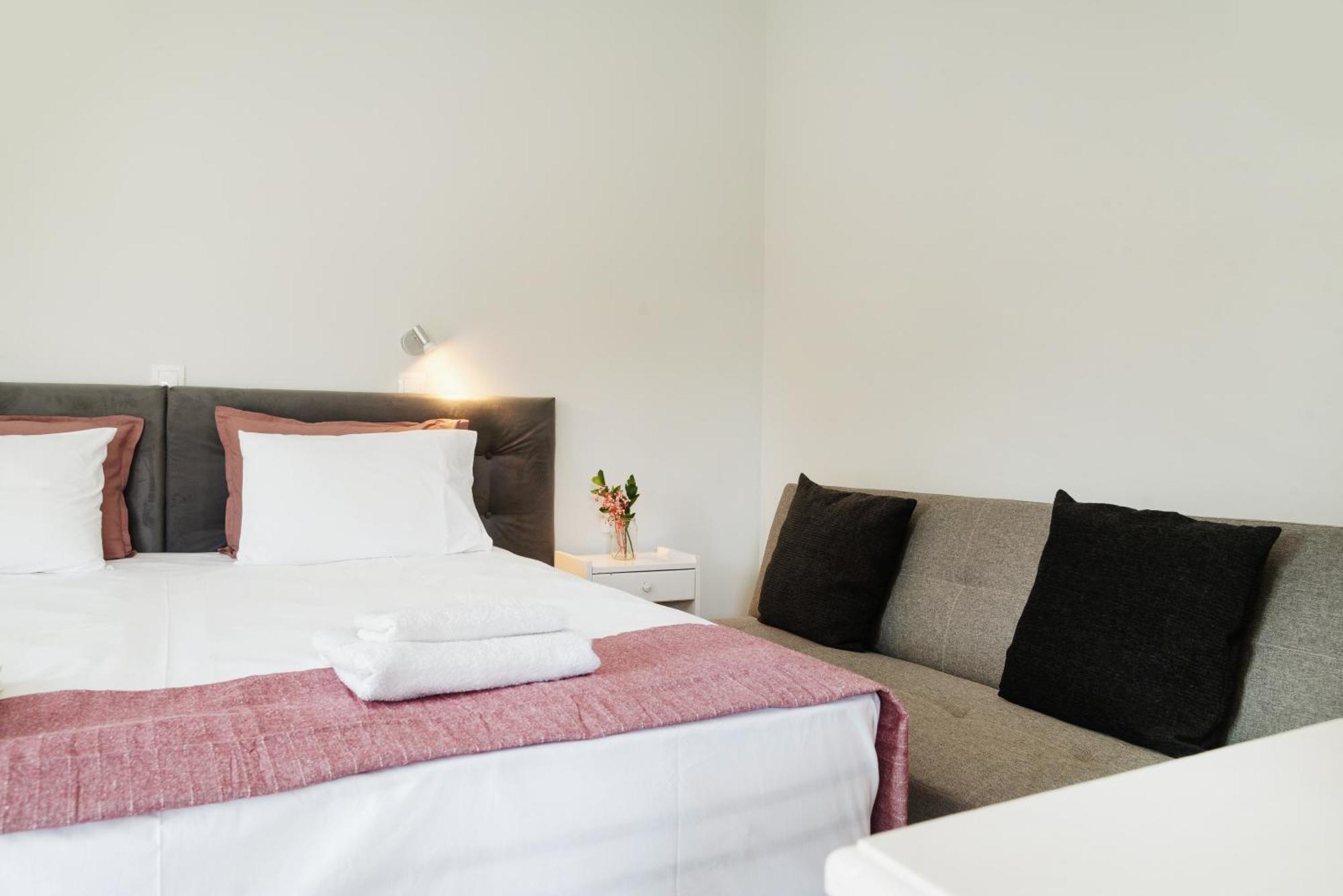 Kates Apartments กาวอส ภายนอก รูปภาพ
